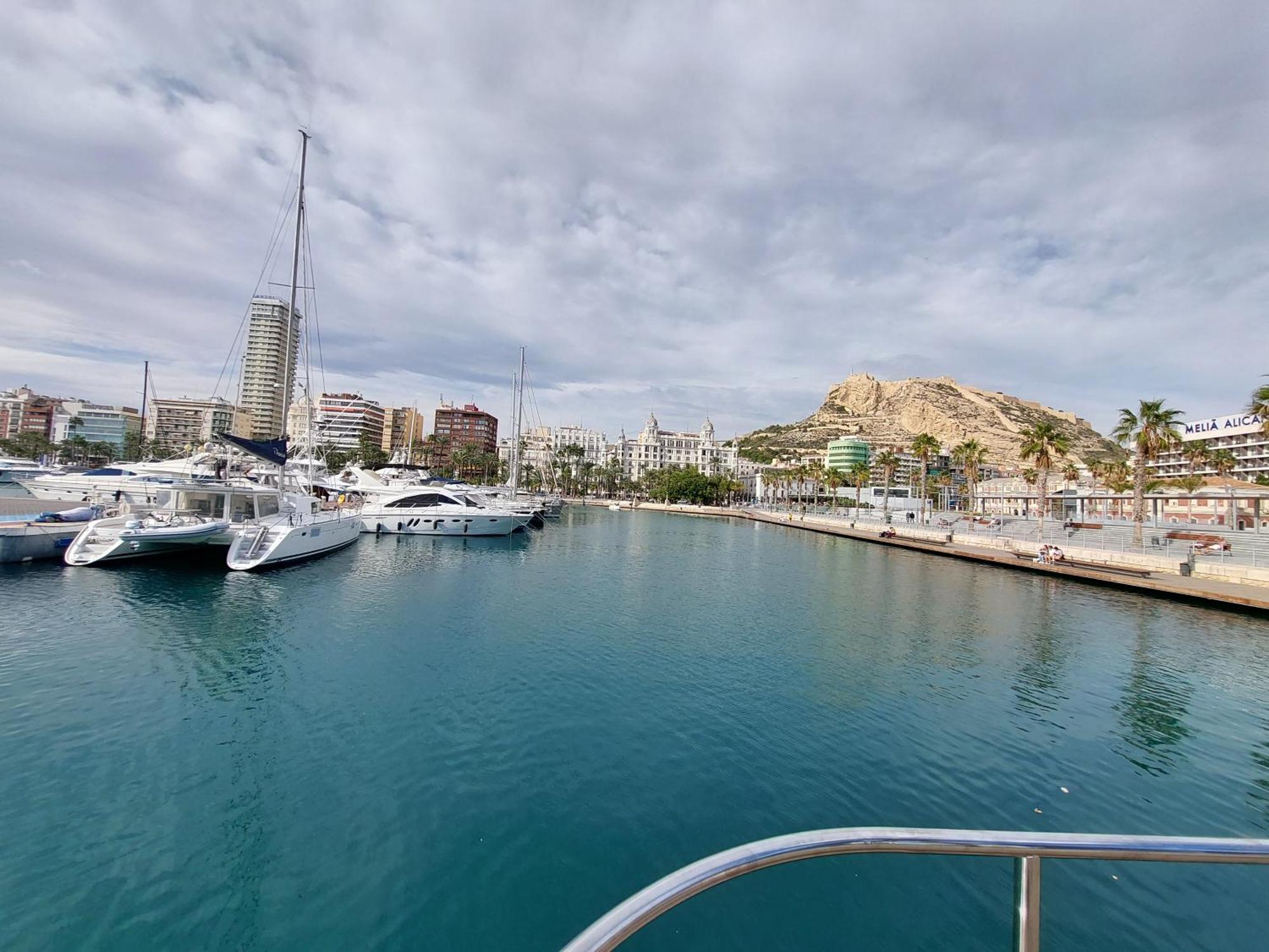 Cesar Apartment Alicante Kültér fotó
