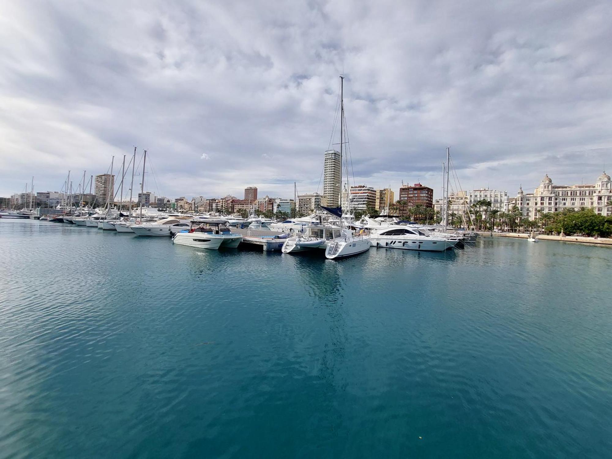 Cesar Apartment Alicante Kültér fotó